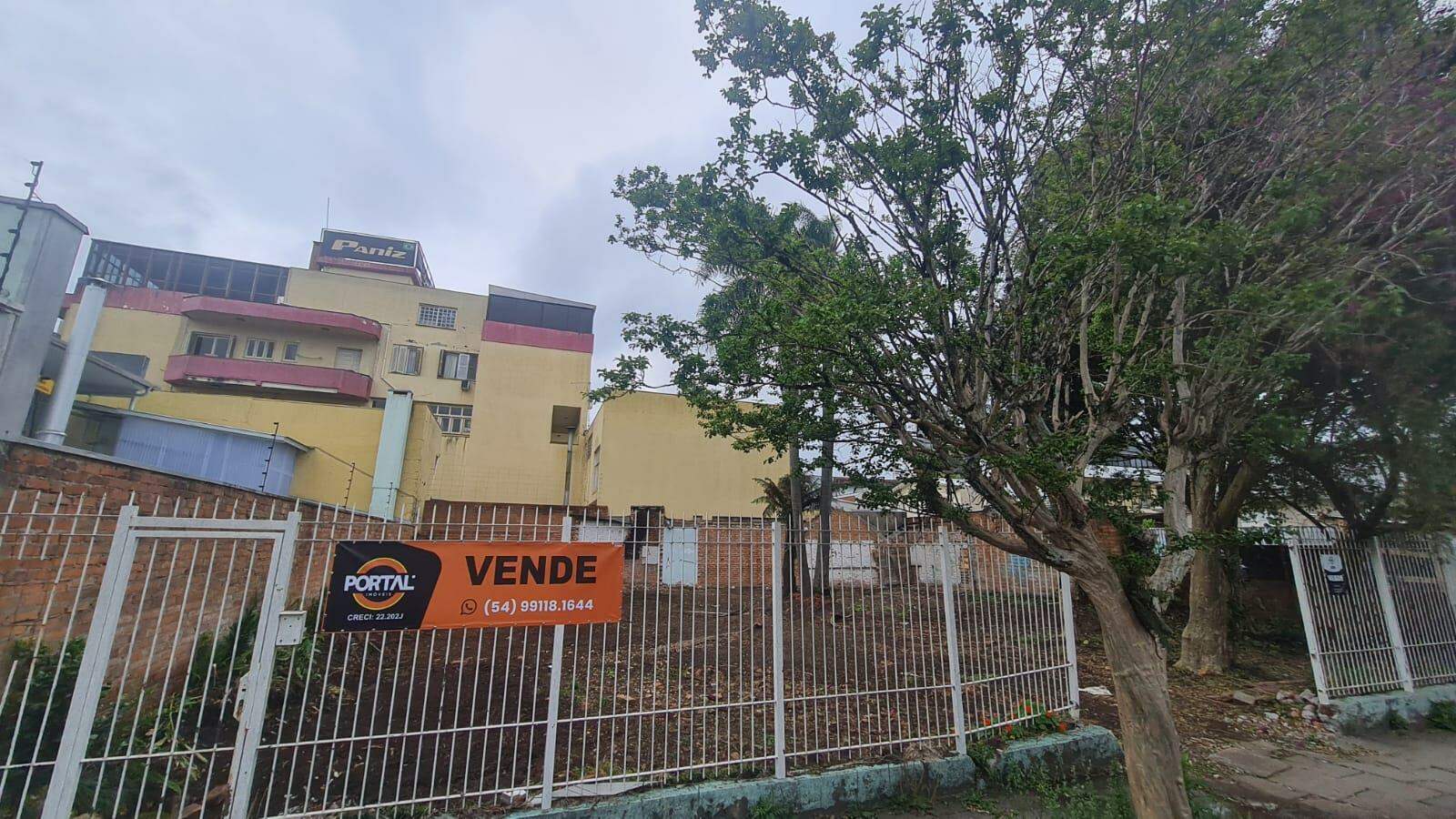 Terreno à venda no Centro: 