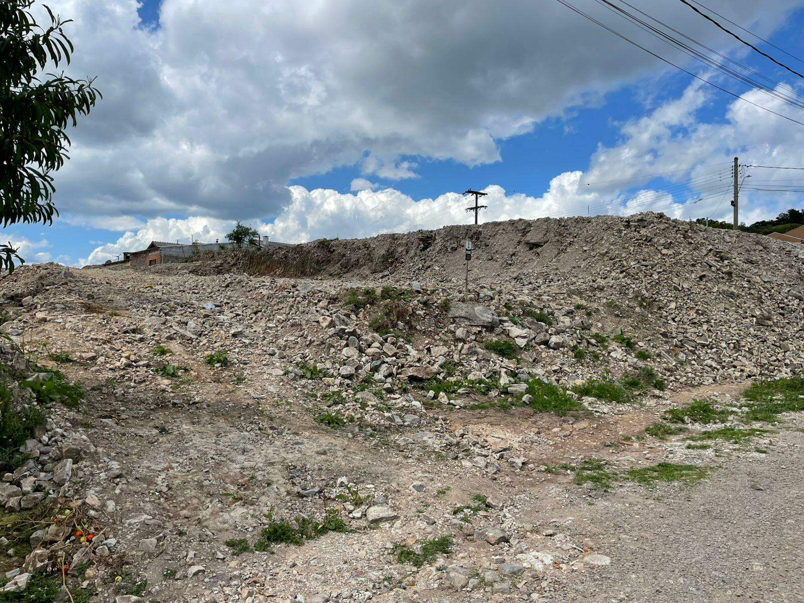 Terreno à venda no Industrial: 
