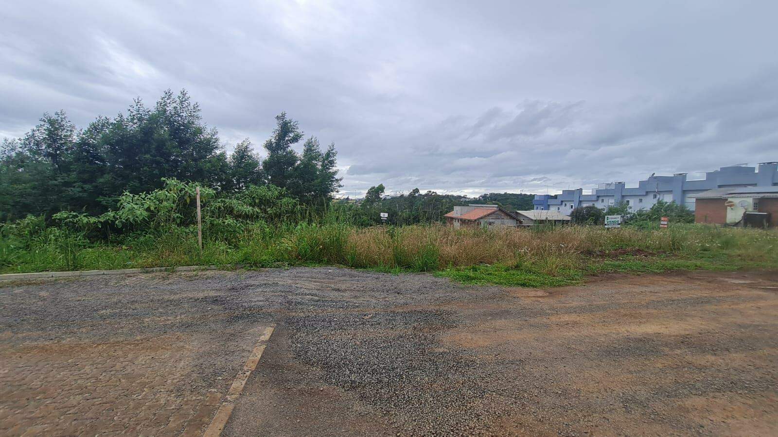 Terreno à venda no Monte Verde: 