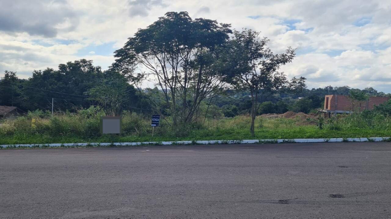 Terreno à venda no Monte Verde: 