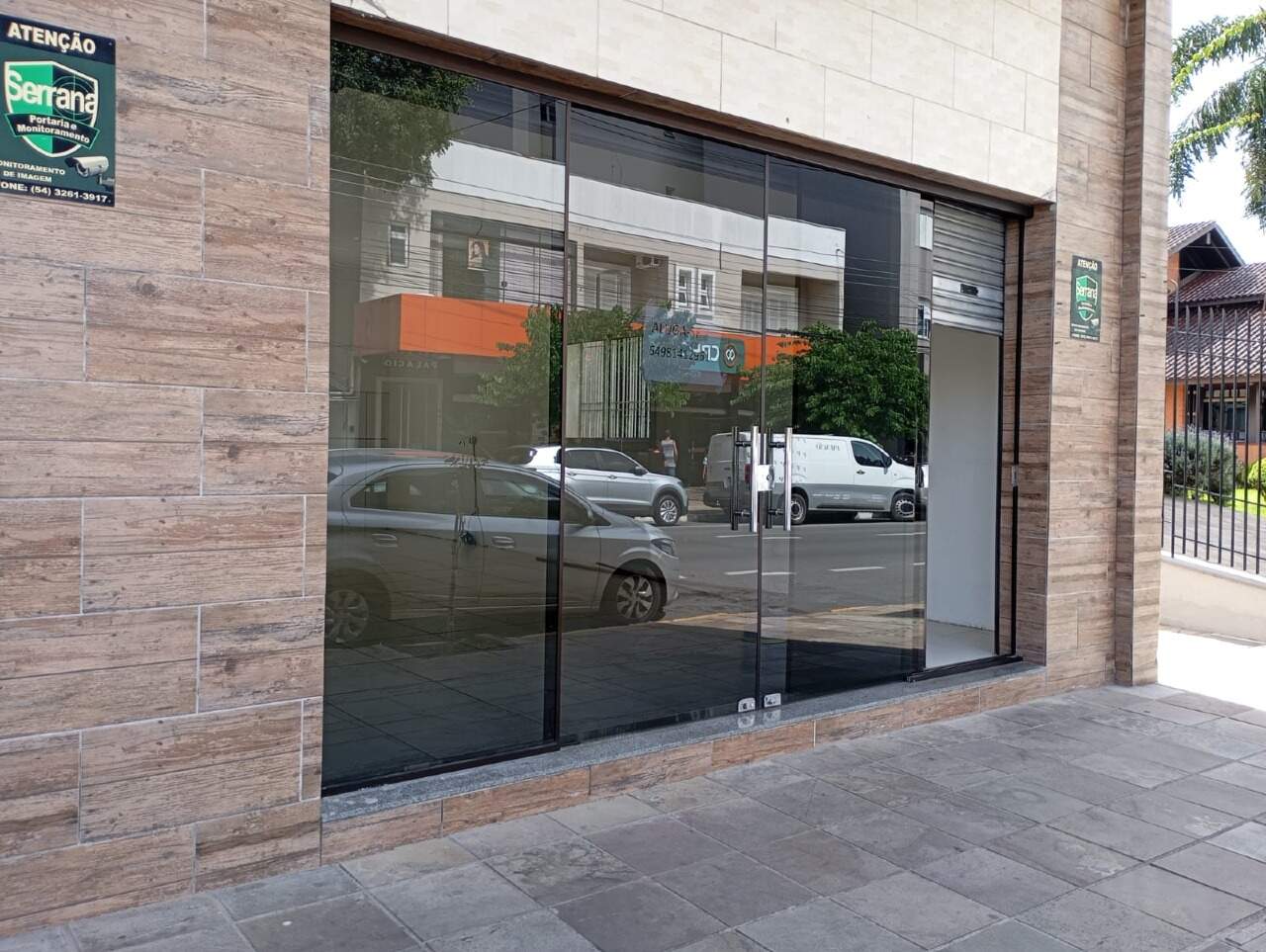 Sala para aluguel no Centro: 