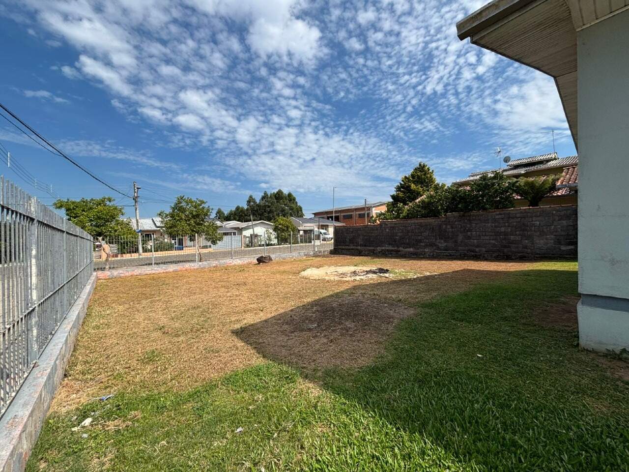 Casa à venda no Centenário: 