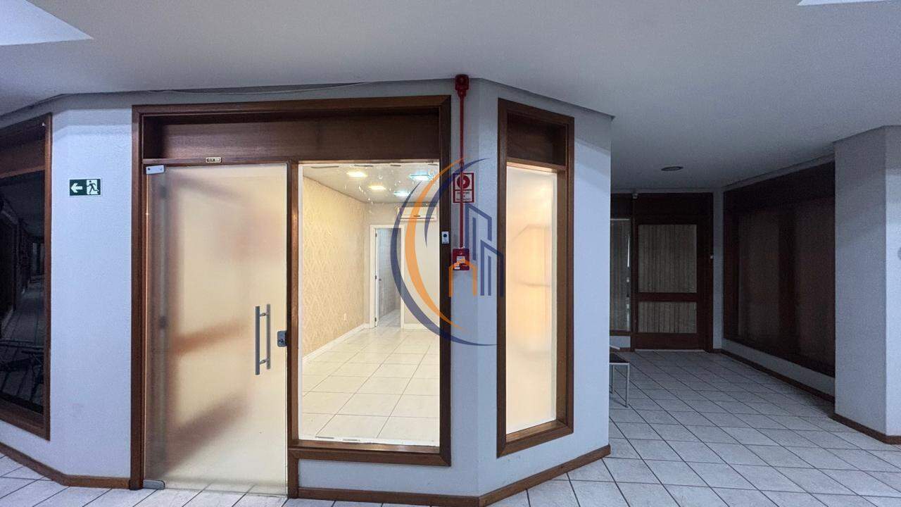 Sala para aluguel no Centro: 