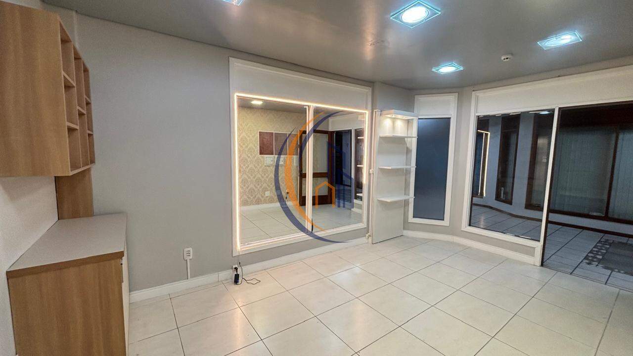 Sala para aluguel no Centro: 