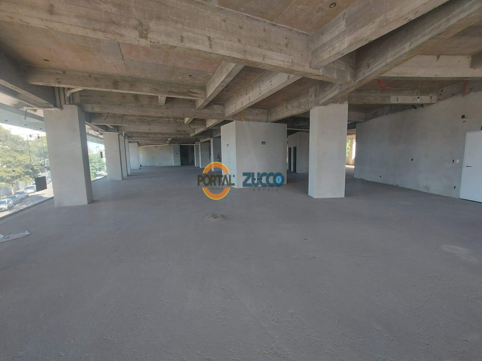 Sala para aluguel no Centro: 