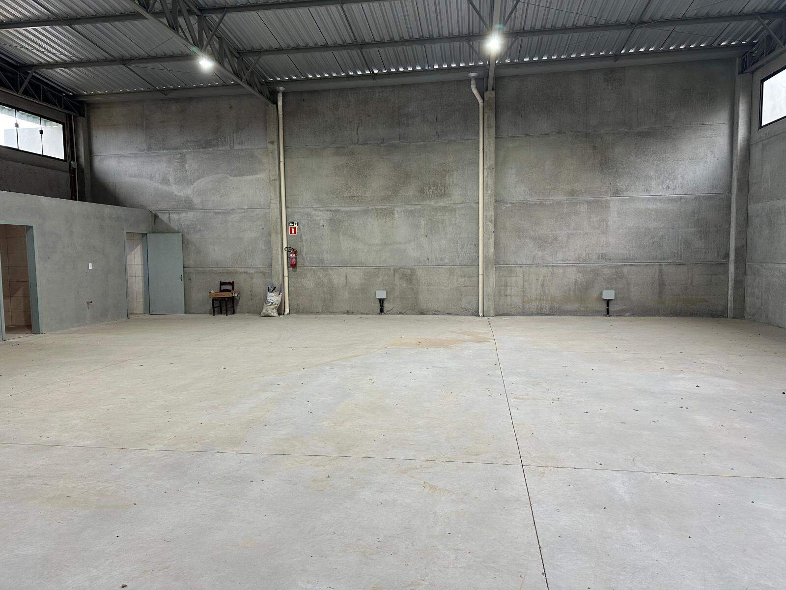 Pavilhão para aluguel no América: 