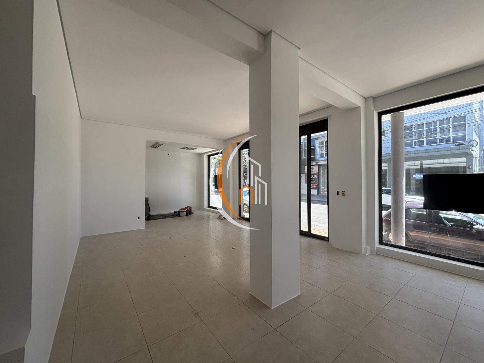 Sala para aluguel no Centro: 
