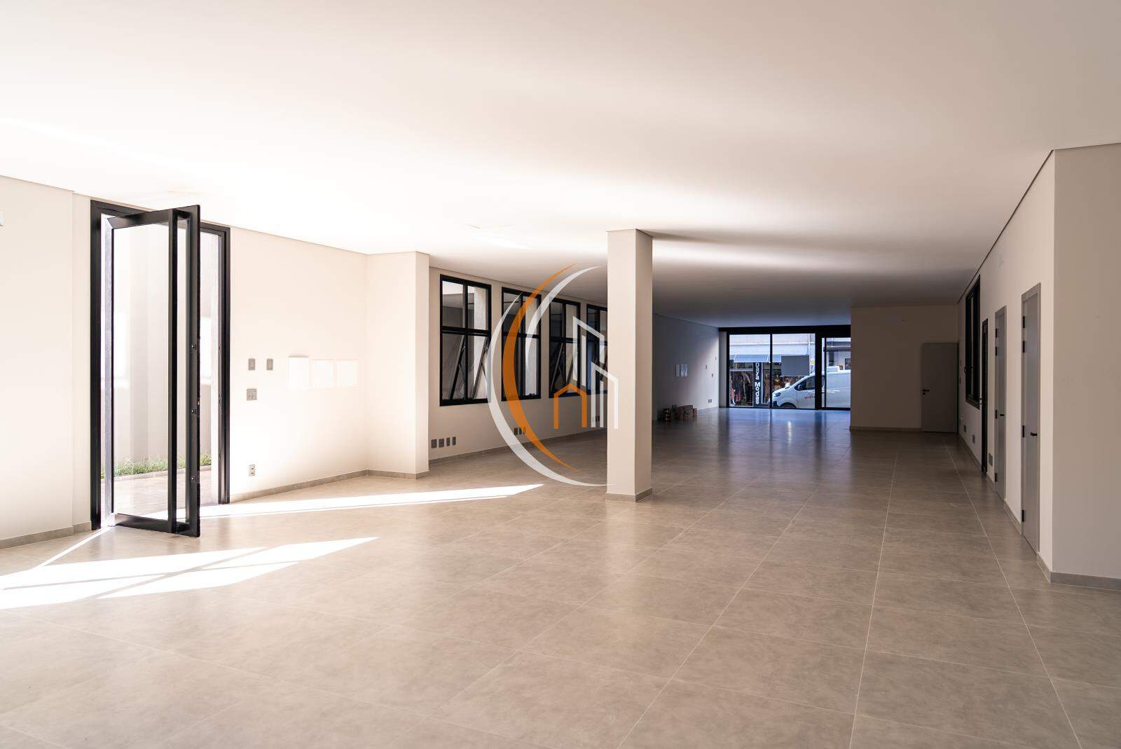 Sala para aluguel no Centro: 
