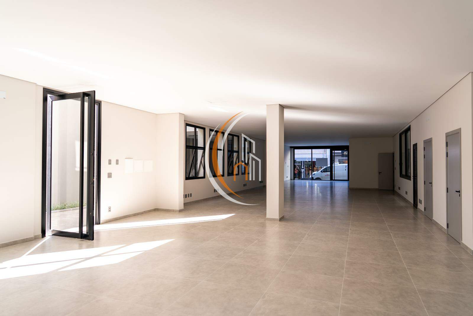 Sala para aluguel no Centro: 