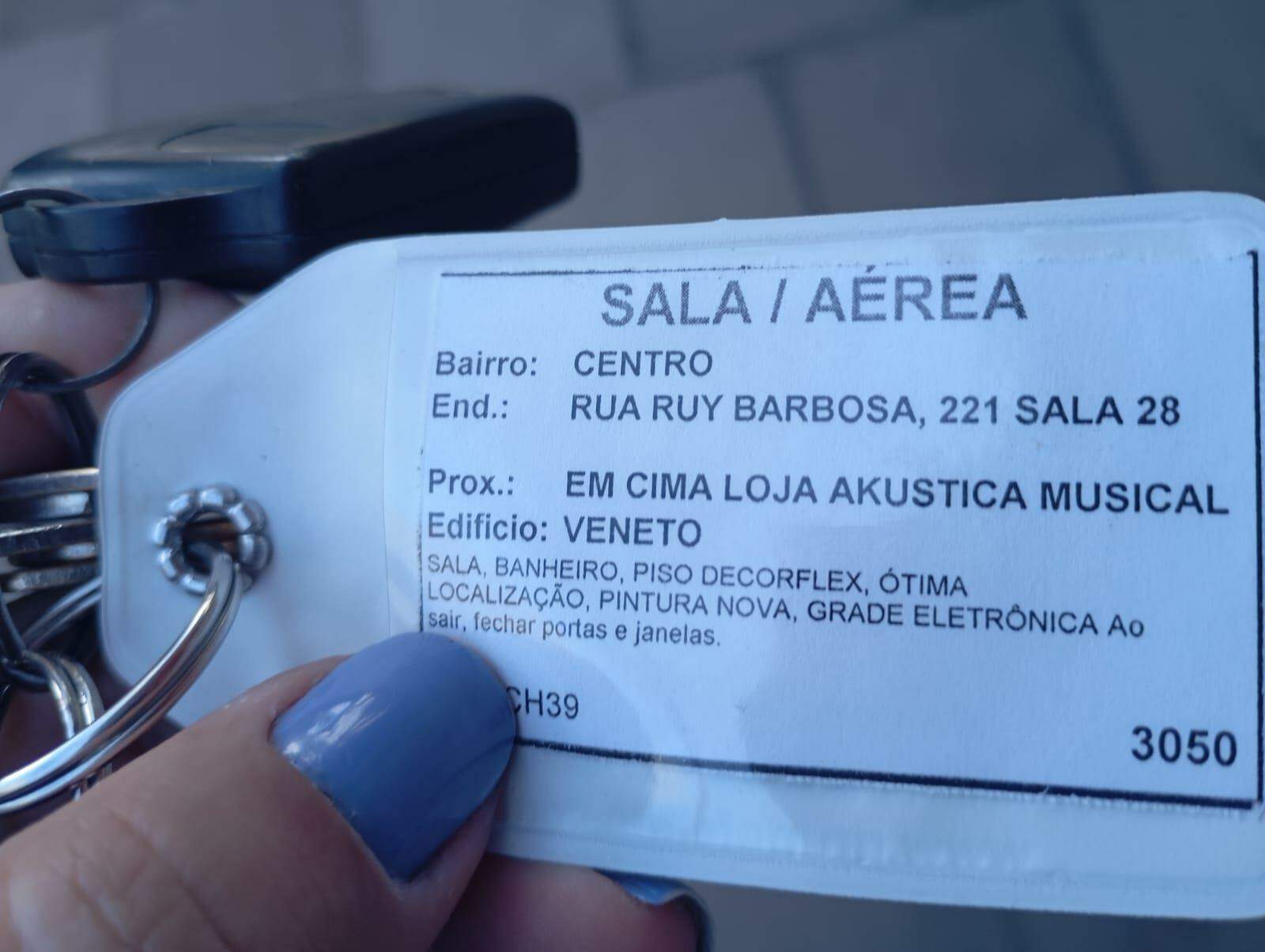 Sala para aluguel no Centro: 