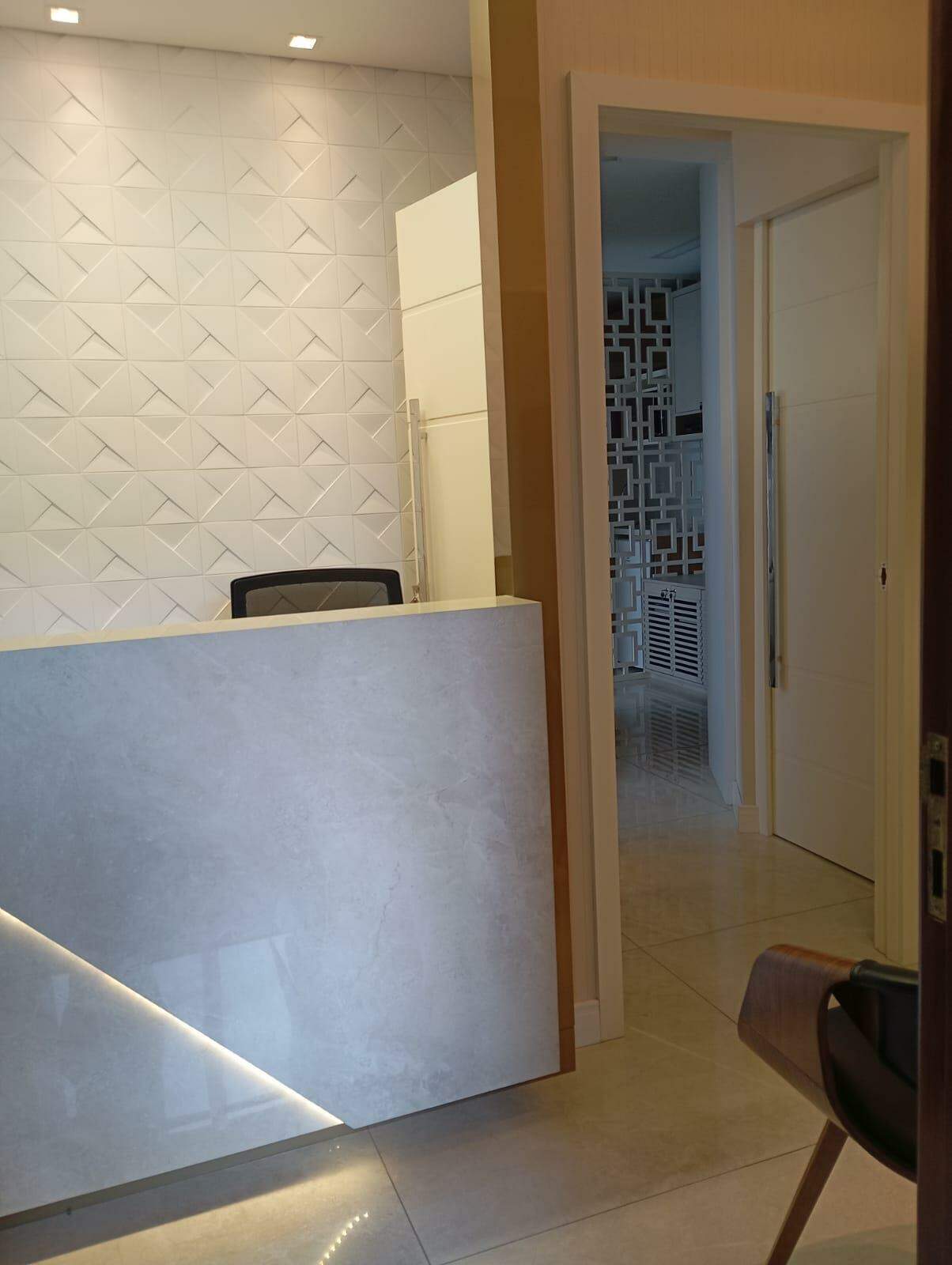 Sala para aluguel no Centro: 