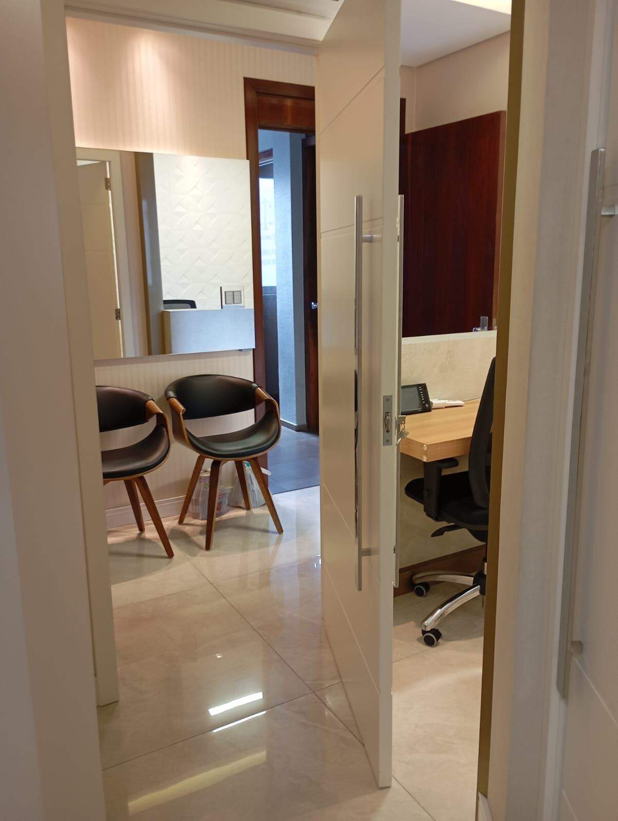 Sala para aluguel no Centro: 