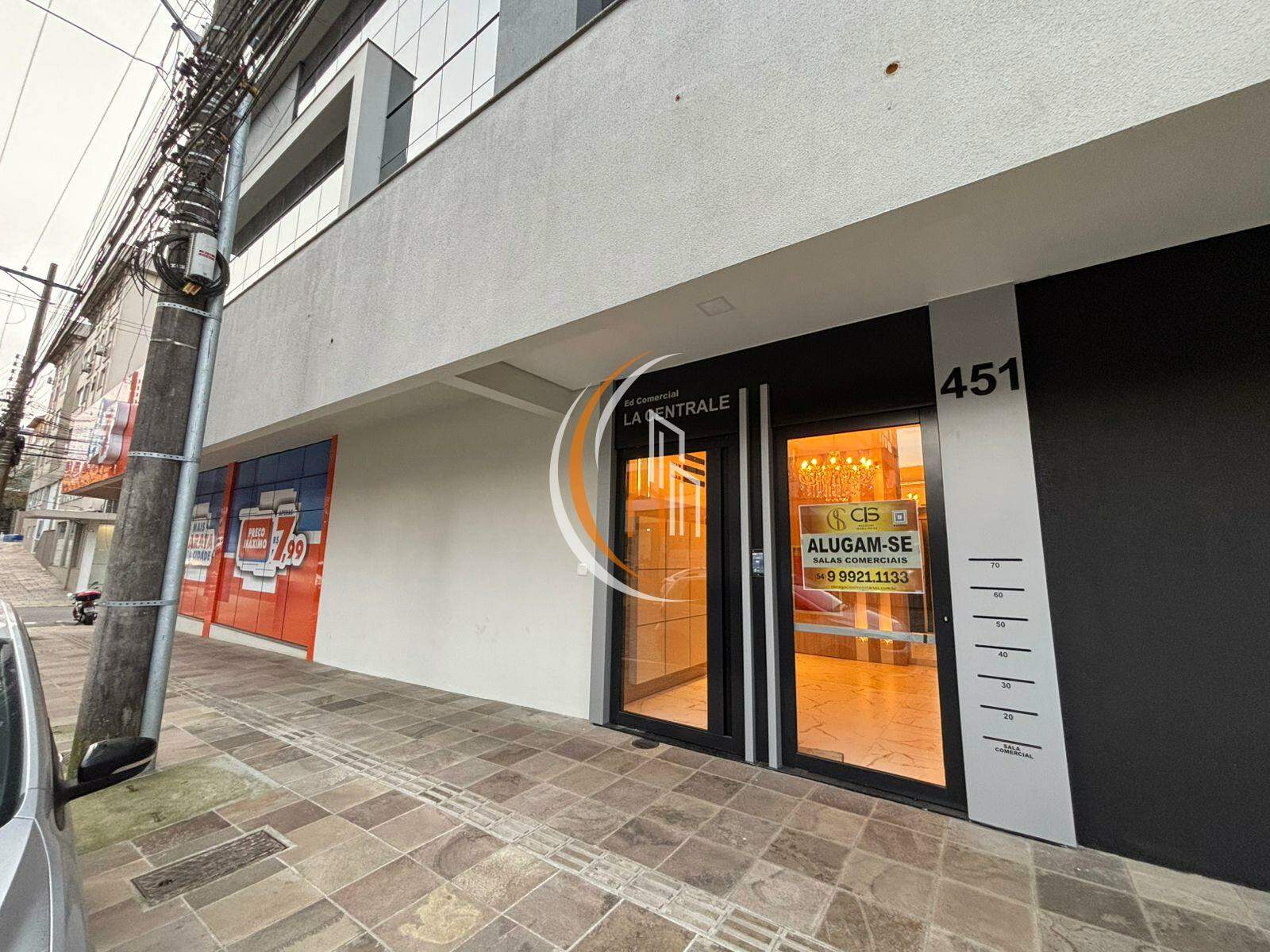 Sala para aluguel no Centro: 
