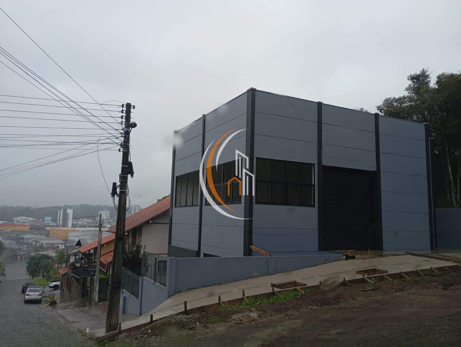 Pavilhão para aluguel no Santa Catarina: 