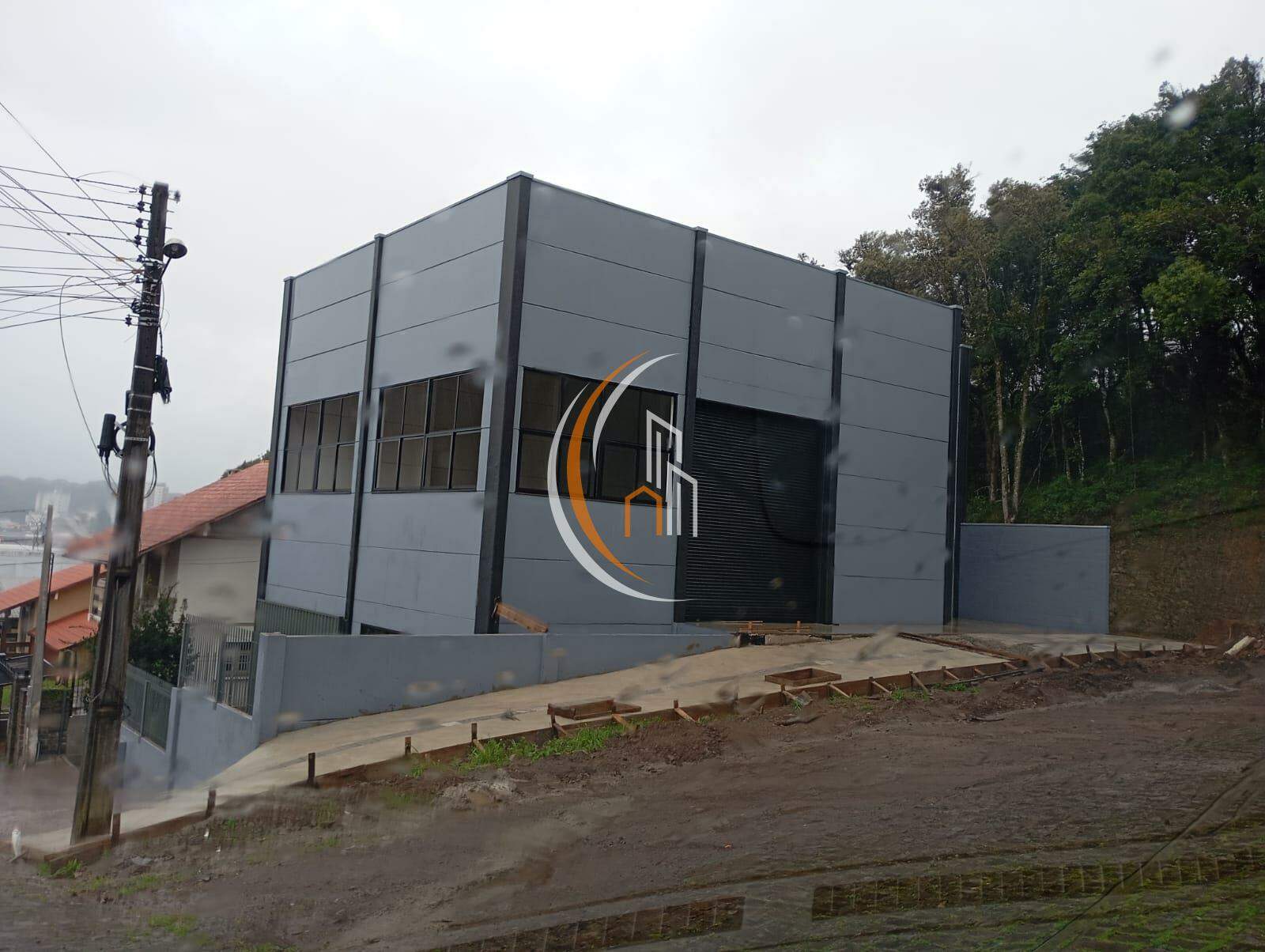Pavilhão para aluguel no Santa Catarina: 