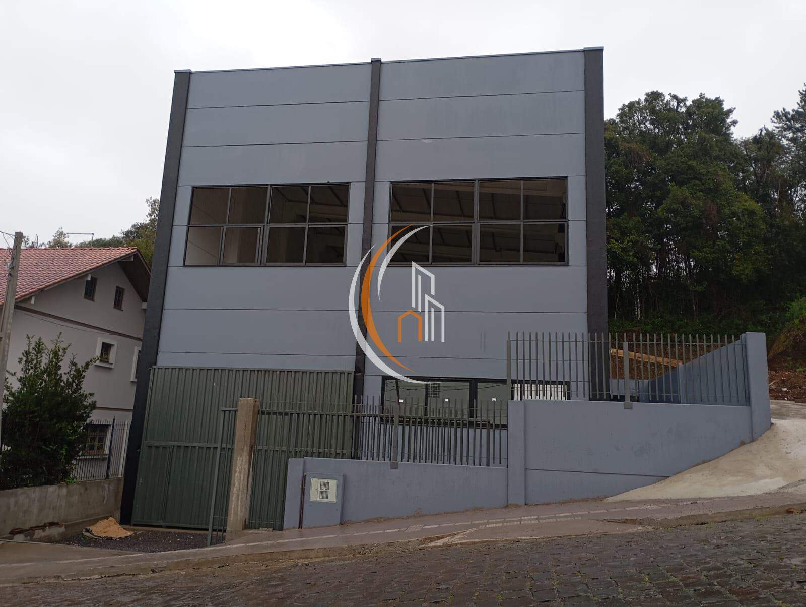 Pavilhão para aluguel no Santa Catarina: 