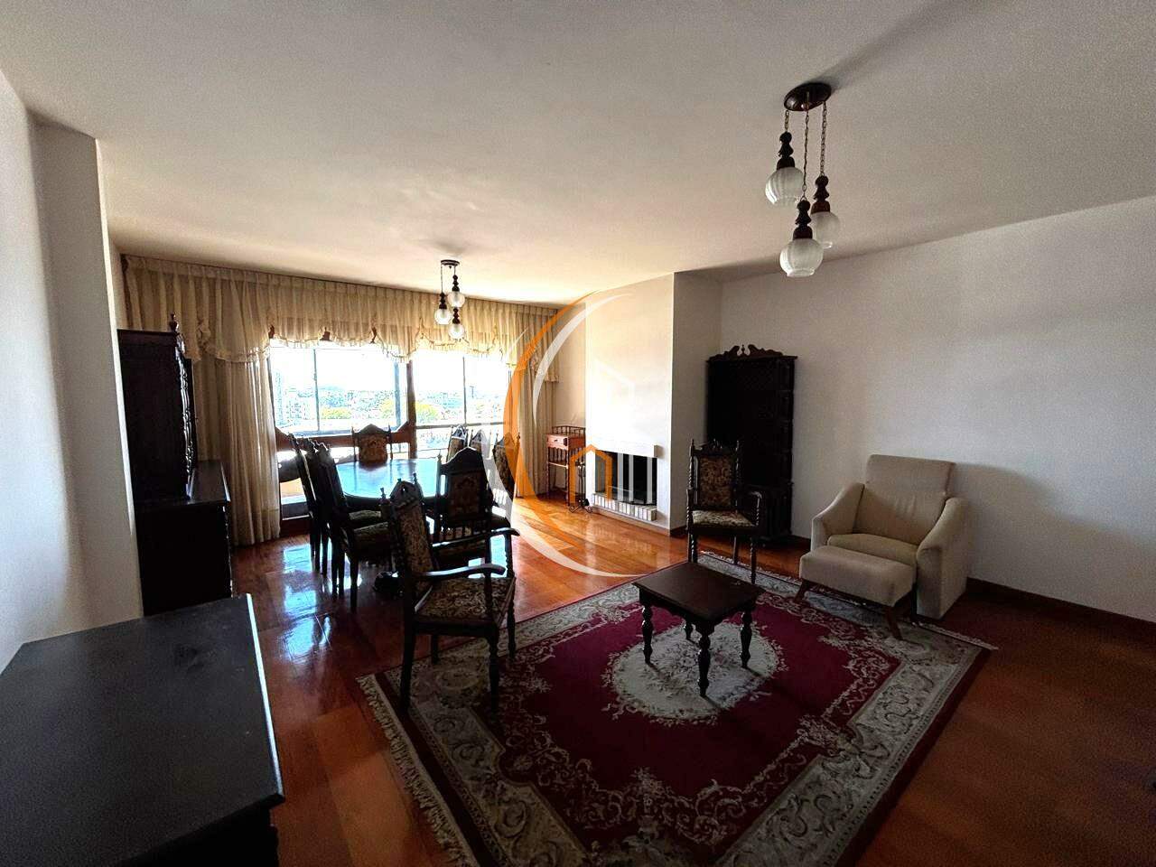 Apartamento para aluguel no Centro: 
