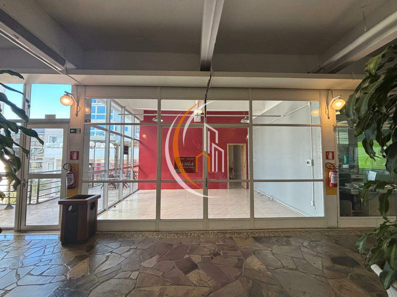 Sala para aluguel no Centro: 