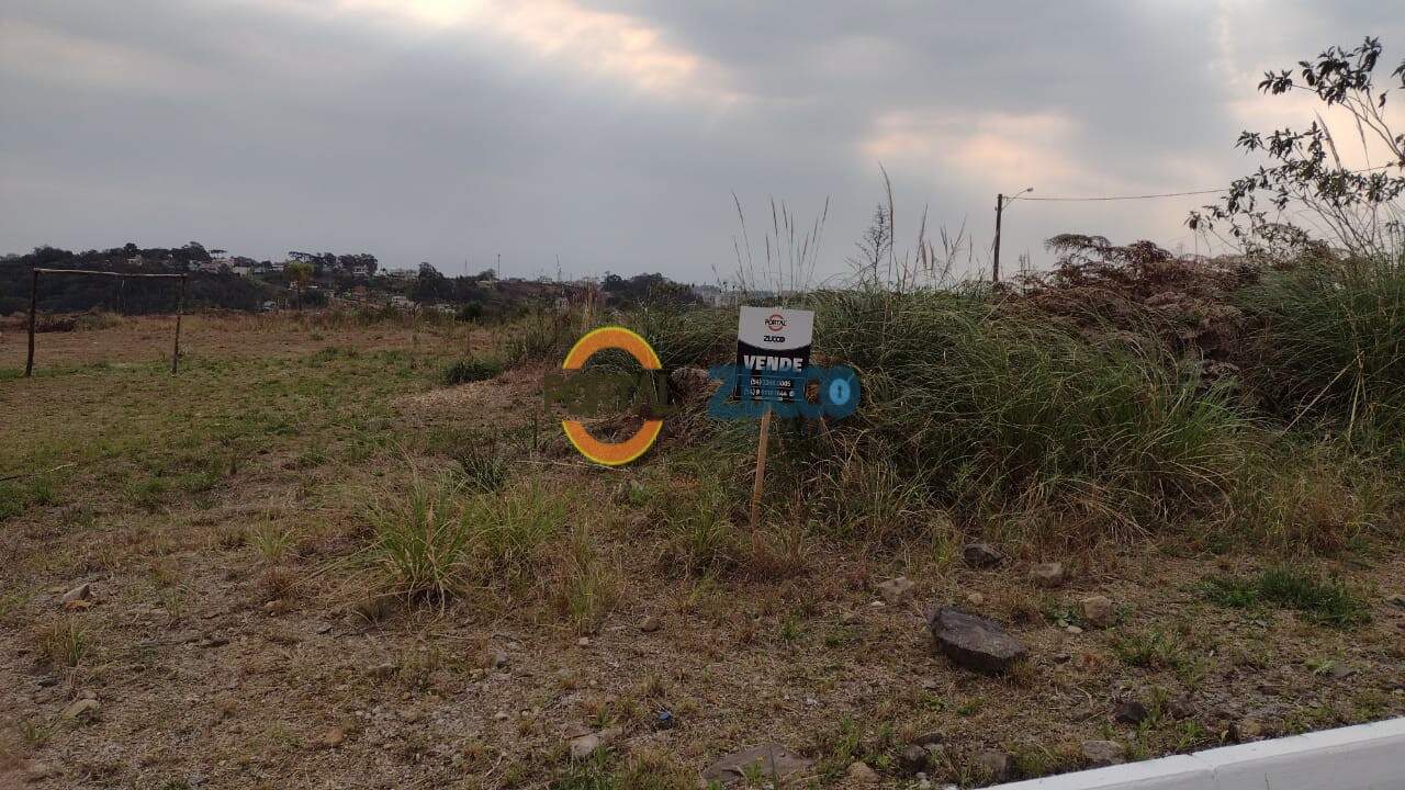 Terreno à venda no Monte Pasqual: 