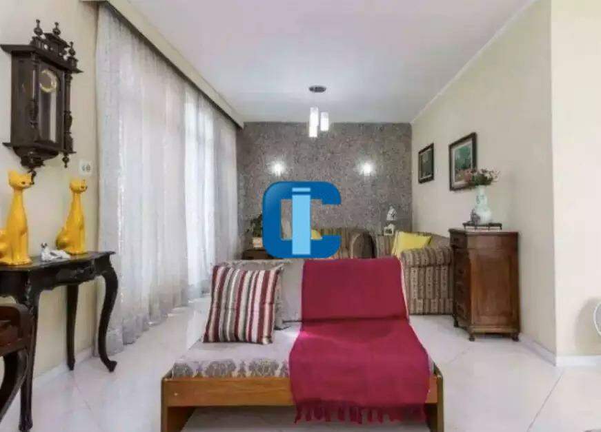 Sobrado à venda no Alto da Lapa: Sala