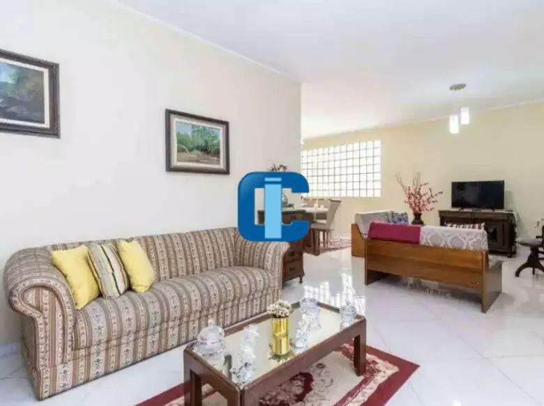 Sobrado à venda no Alto da Lapa: Sala