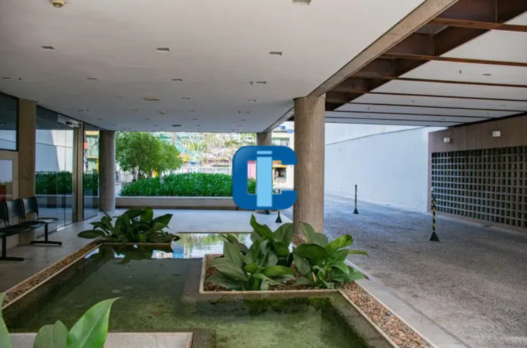 Conjunto à venda no Lapa: Conjunto Comercial - Lapa