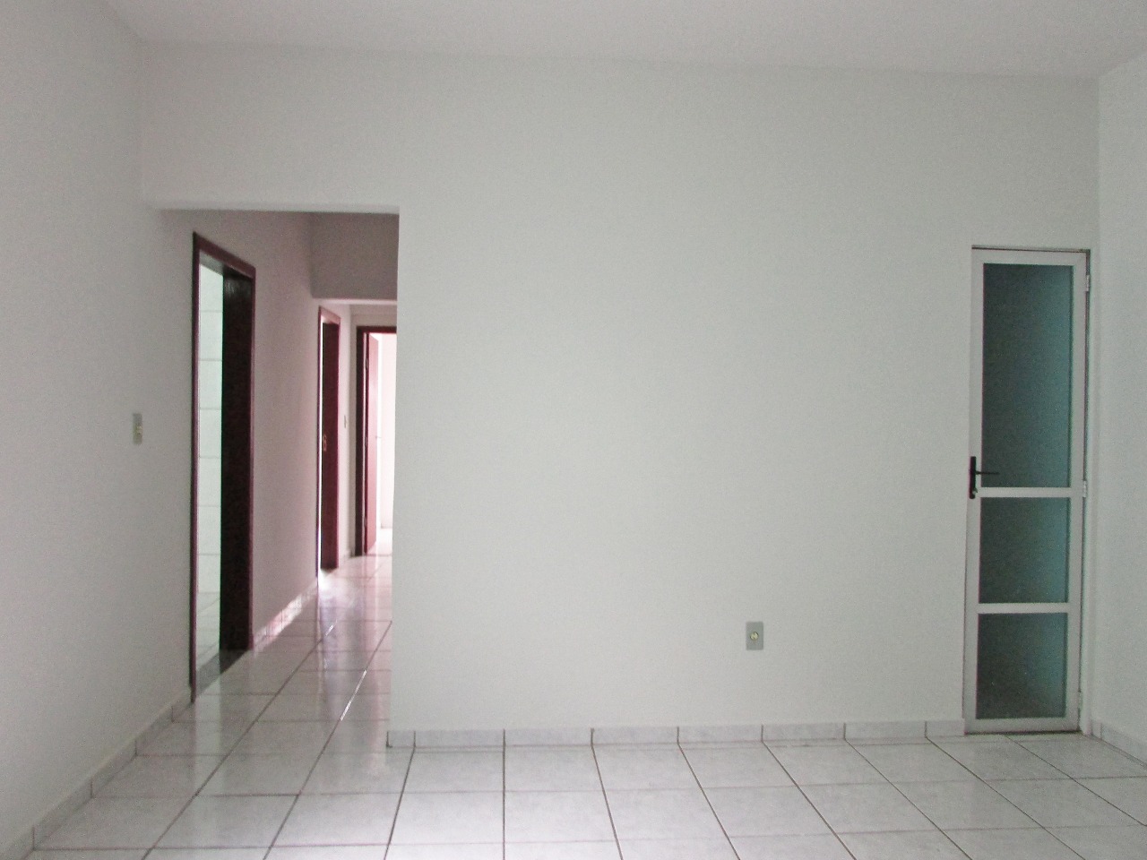 Apartamento para aluguel no Centro: Apartamento para alugar, Centro - Divinópolis/MG