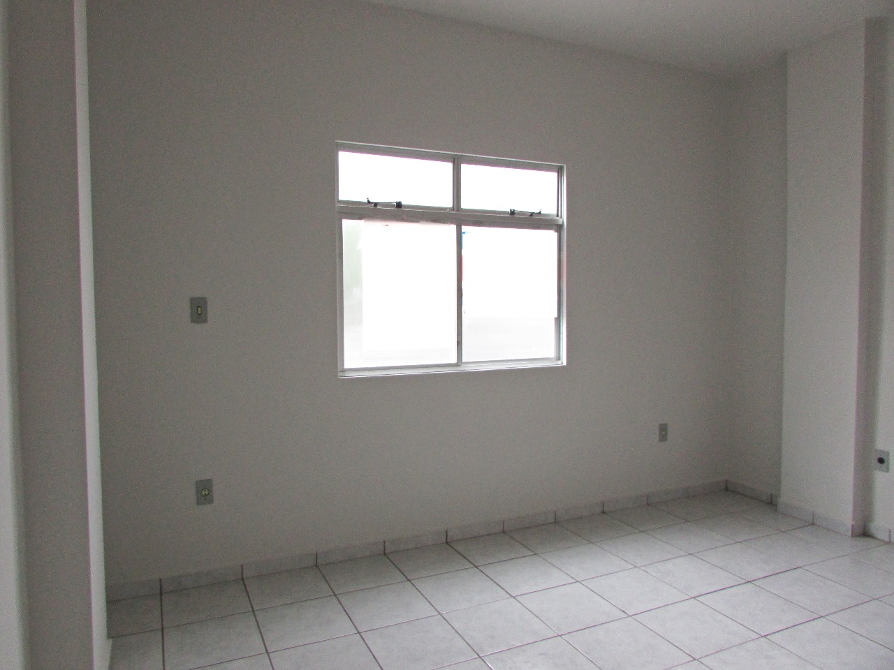 Apartamento para aluguel no Centro: Apartamento para alugar, Centro - Divinópolis/MG