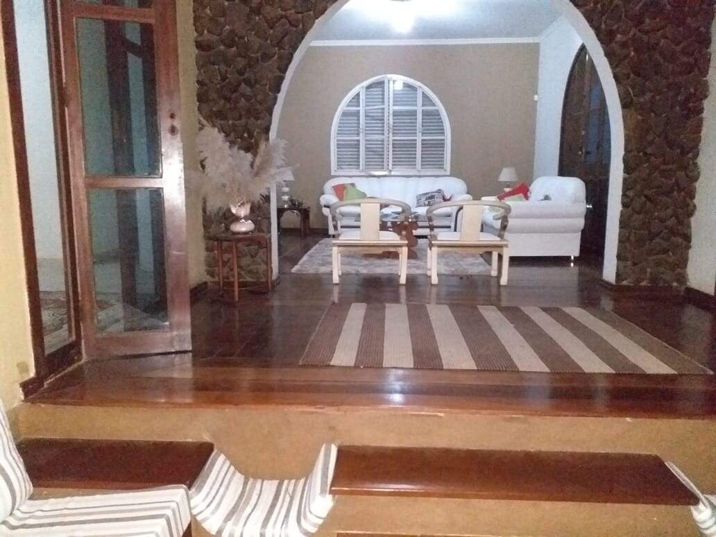 Casa Comercial para aluguel no Bom Pastor: Casa Comercial para alugar, Bom Pastor - Divinópolis/MG
