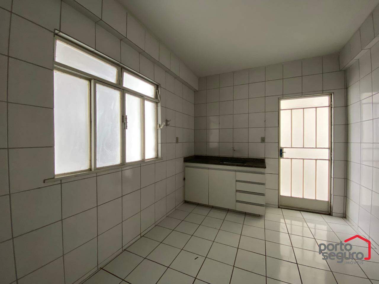 Apartamento para aluguel no Centro: Apartamento para alugar, Centro - Divinópolis/MG