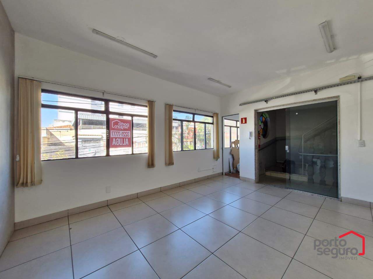 Sala para aluguel no Centro: Sala para alugar, Centro - Divinópolis/MG