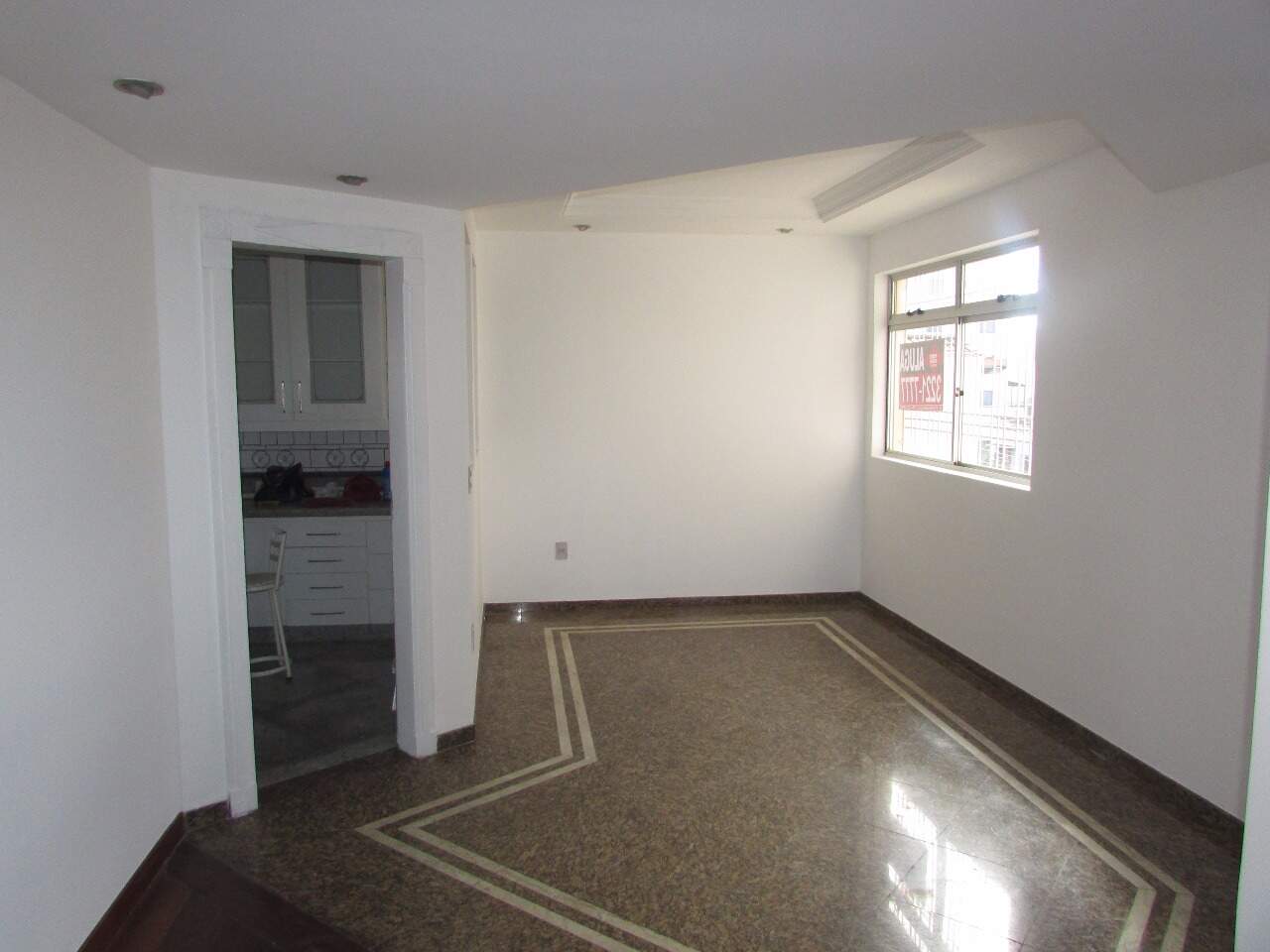 Apartamento à venda no Centro: Apartamento à venda, Centro - Divinópolis/MG