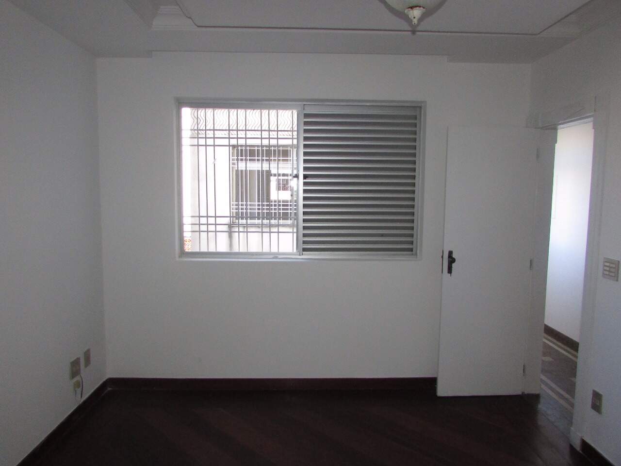 Apartamento à venda no Centro: Apartamento à venda, Centro - Divinópolis/MG