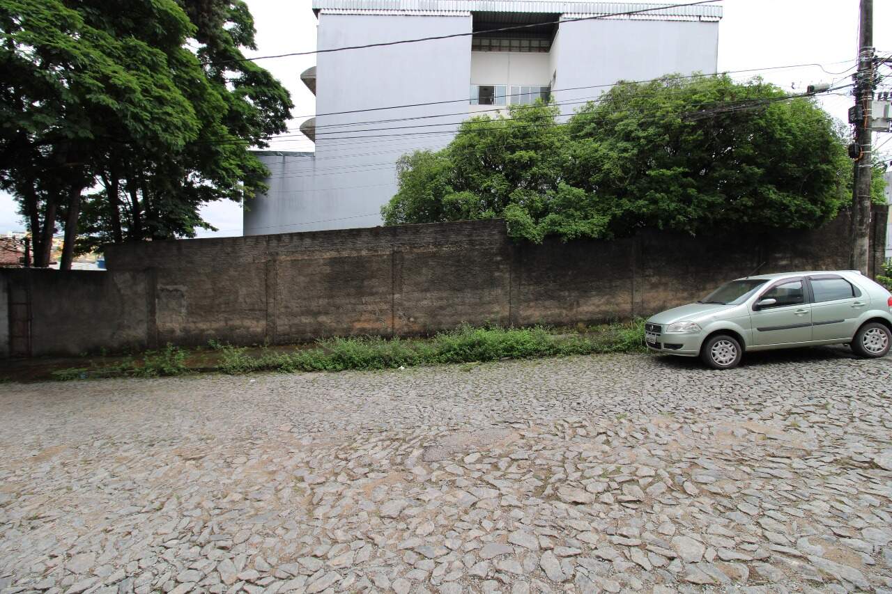 Lote para aluguel no Santo Antônio: Lote para alugar, Santo Antônio - Divinópolis/MG