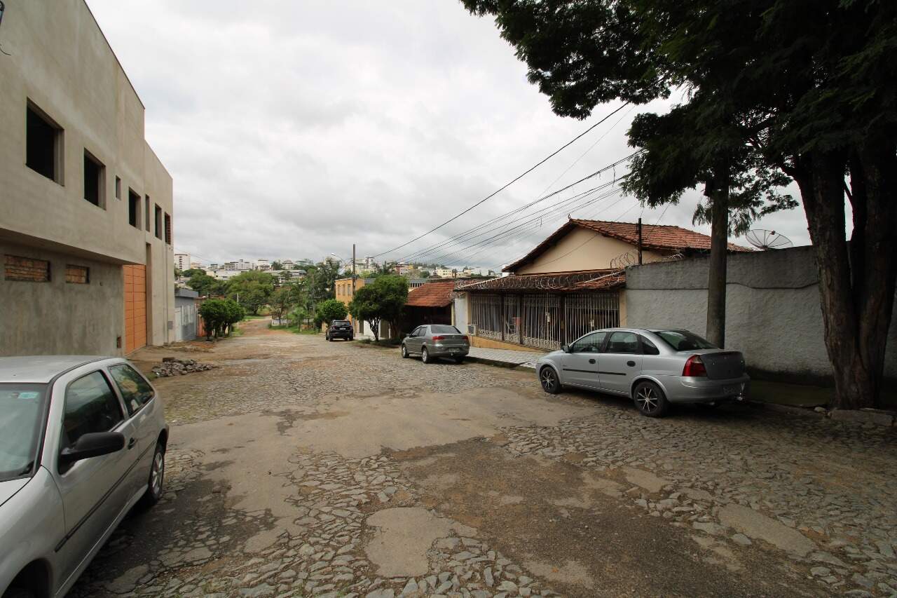 Lote para aluguel no Santo Antônio: Lote para alugar, Santo Antônio - Divinópolis/MG