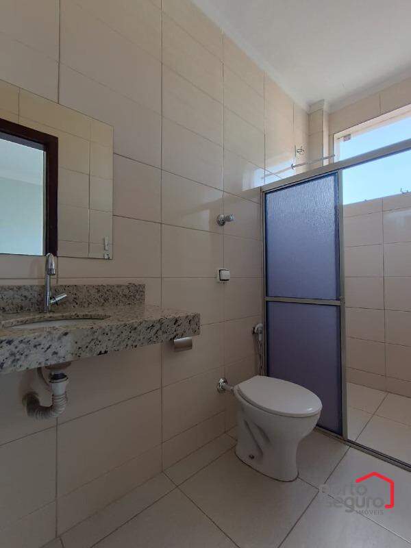Apartamento para aluguel no Planalto: Apartamento para alugar, Planalto - Divinópolis/MG