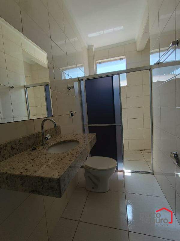 Apartamento para aluguel no Planalto: Apartamento para alugar, Planalto - Divinópolis/MG