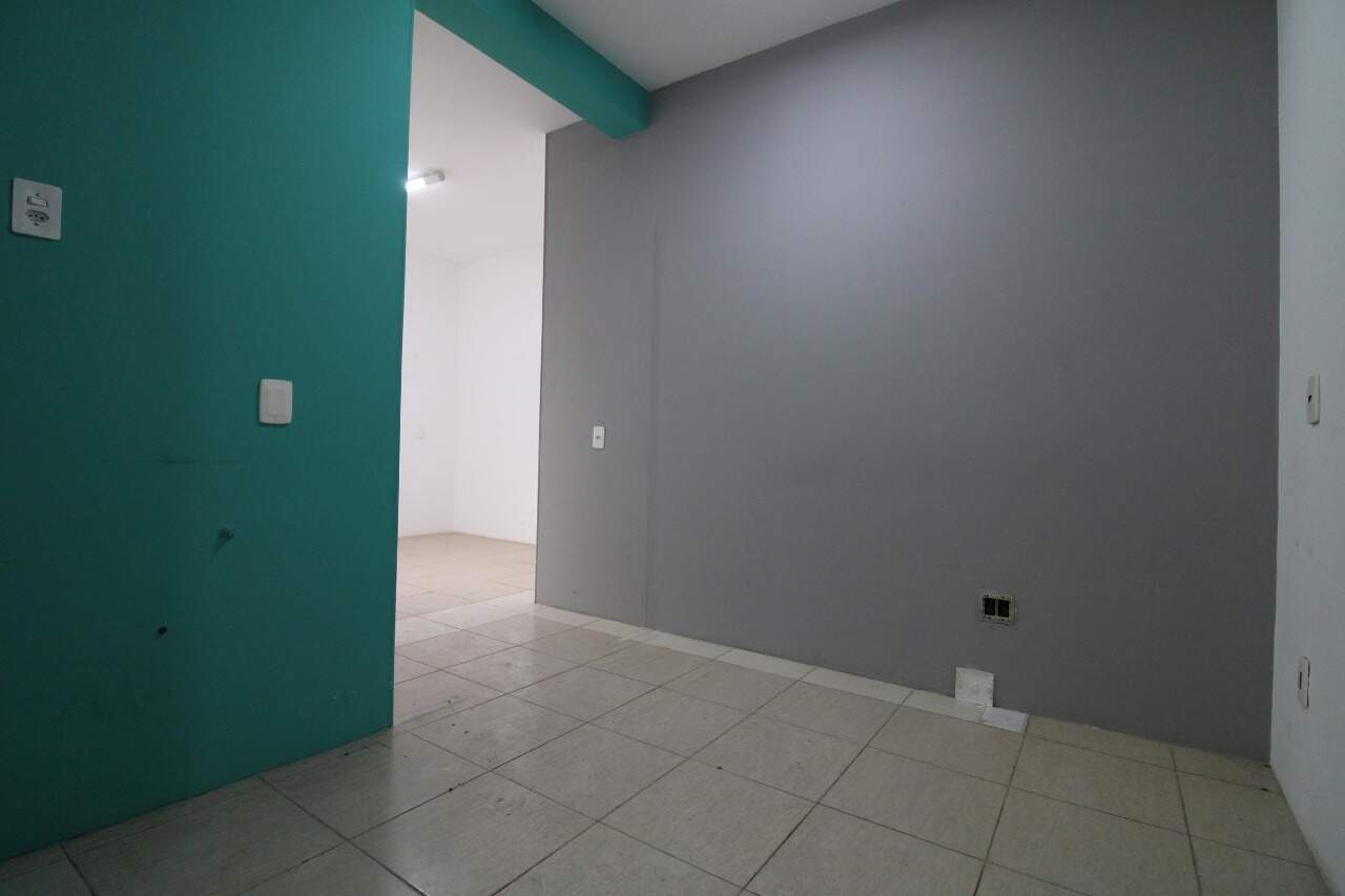 Casa Comercial para aluguel no Centro: Casa Comercial para alugar, Centro - Divinópolis/MG