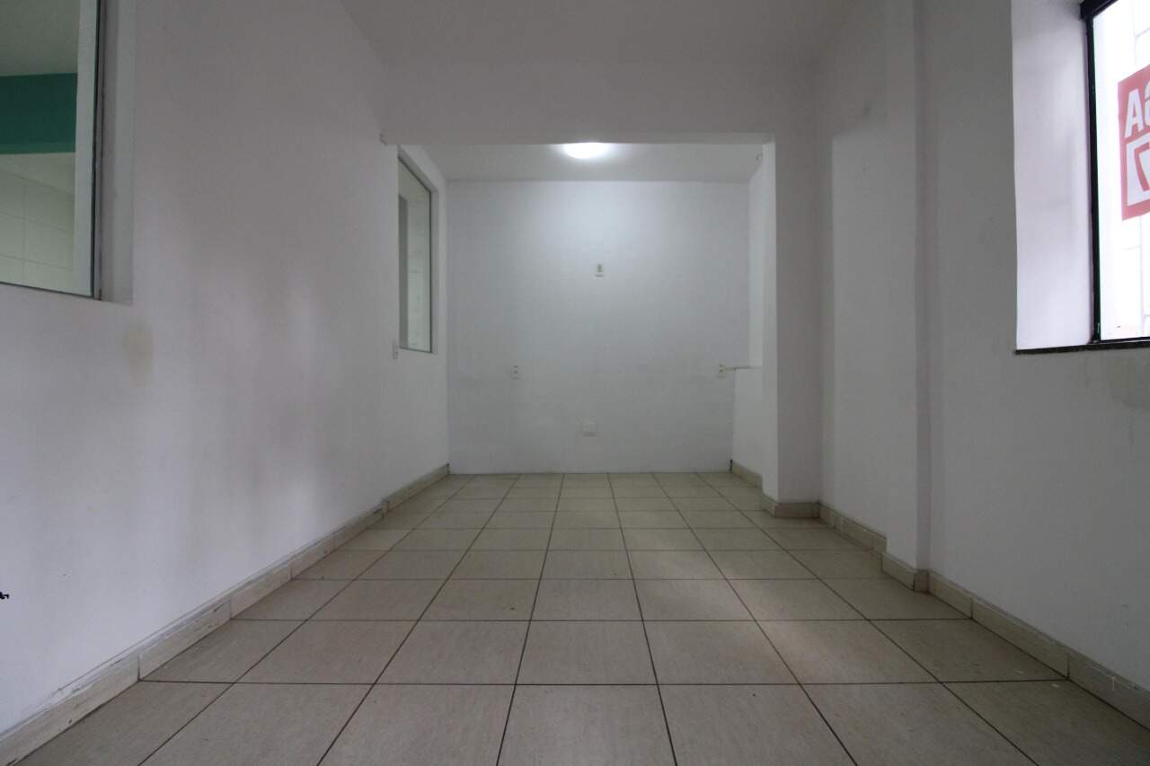Casa Comercial para aluguel no Centro: Casa Comercial para alugar, Centro - Divinópolis/MG