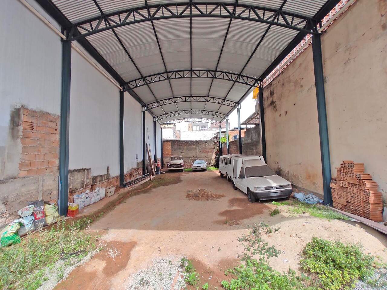 Lote para aluguel no Centro: Lote para alugar, Centro - Divinópolis/MG