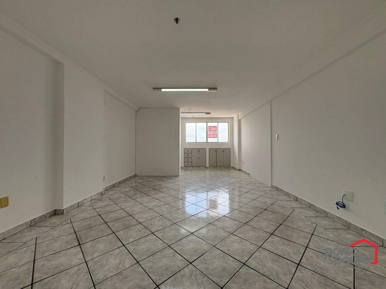 Sala para aluguel no Centro: Sala para alugar, Centro - Divinópolis/MG