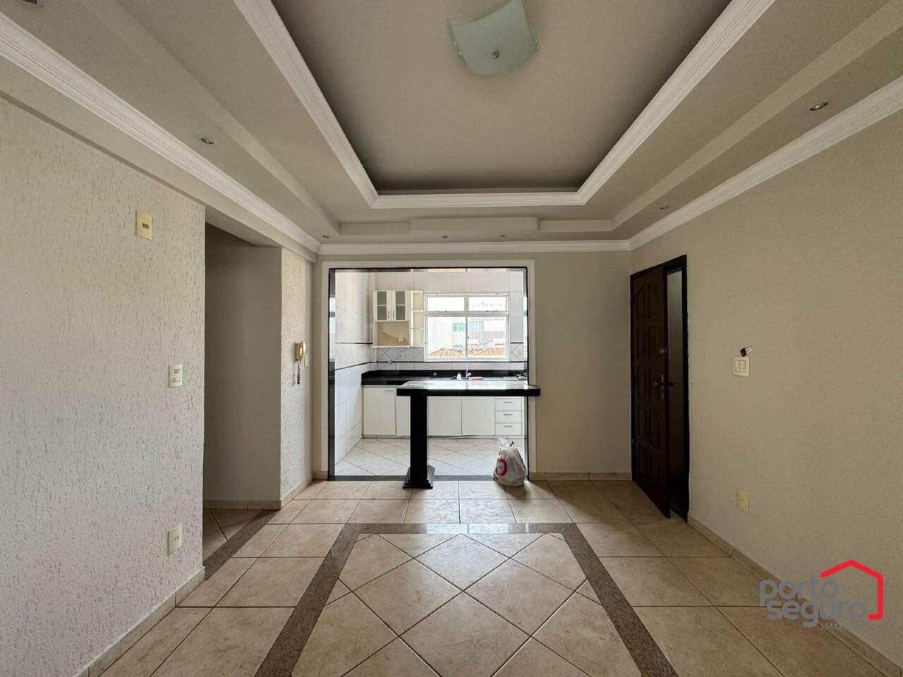 Apartamento para aluguel no Centro: Apartamento para alugar, Centro - Divinópolis/MG