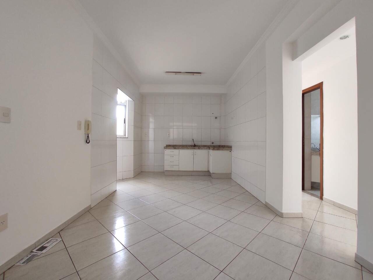 Apartamento para aluguel no Centro: Apartamento para alugar, Centro - Divinópolis/MG