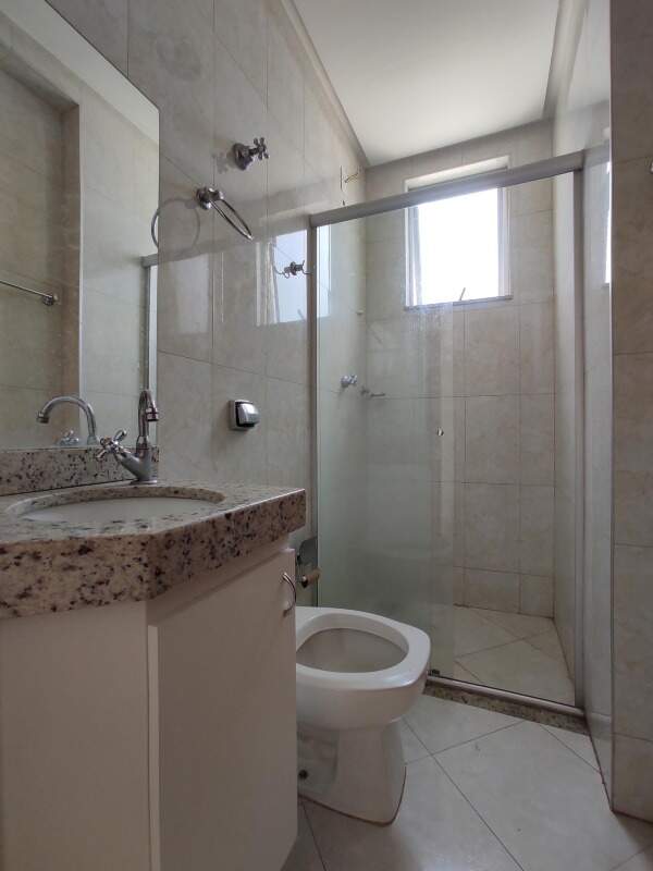 Apartamento para aluguel no Centro: Apartamento para alugar, Centro - Divinópolis/MG