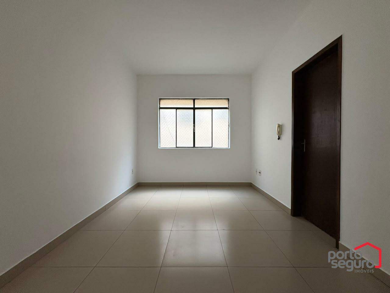 Apartamento para aluguel no Centro: Apartamento para alugar, Centro - Divinópolis/MG