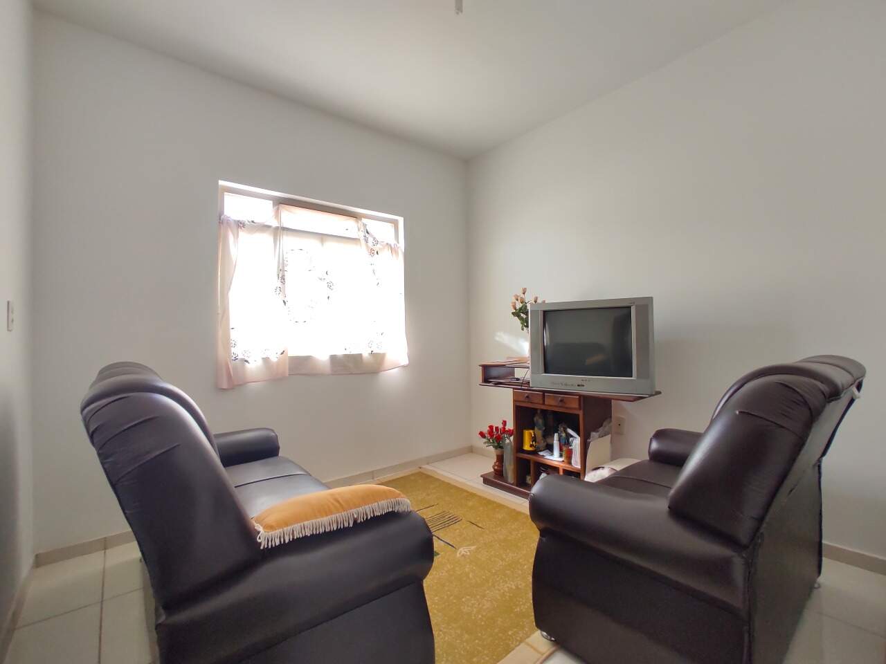 Casa à venda no Nossa Senhora das Graças: Casa à venda, Nossa Senhora das Graças - Divinópolis/MG