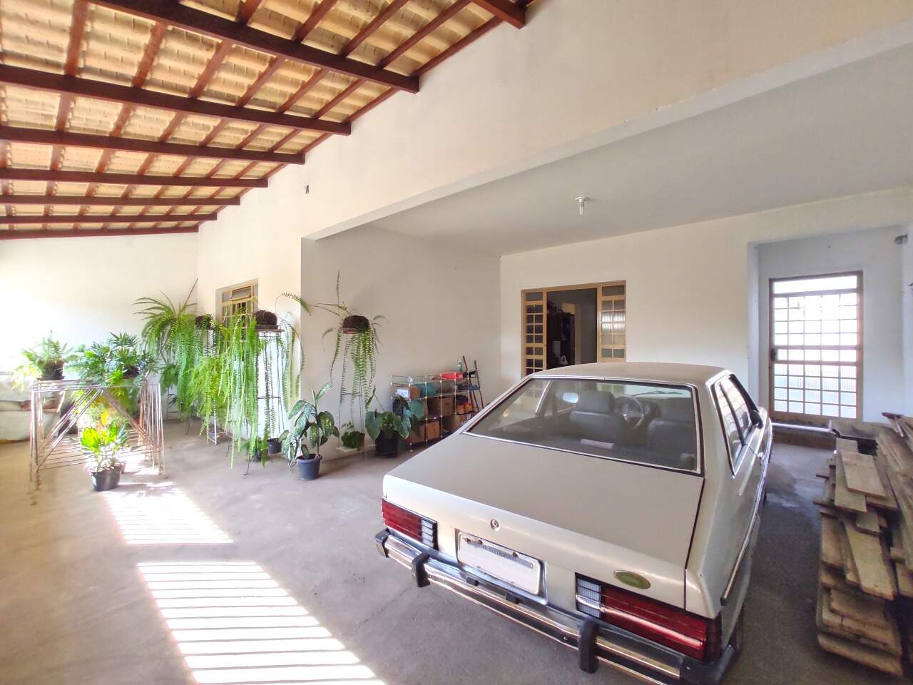 Casa à venda no Nossa Senhora das Graças: Casa à venda, Nossa Senhora das Graças - Divinópolis/MG