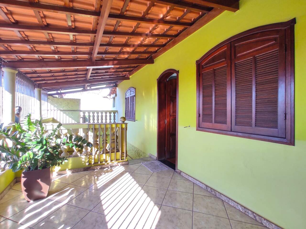 Casa à venda no Nossa Senhora das Graças: Casa à venda, Nossa Senhora das Graças - Divinópolis/MG
