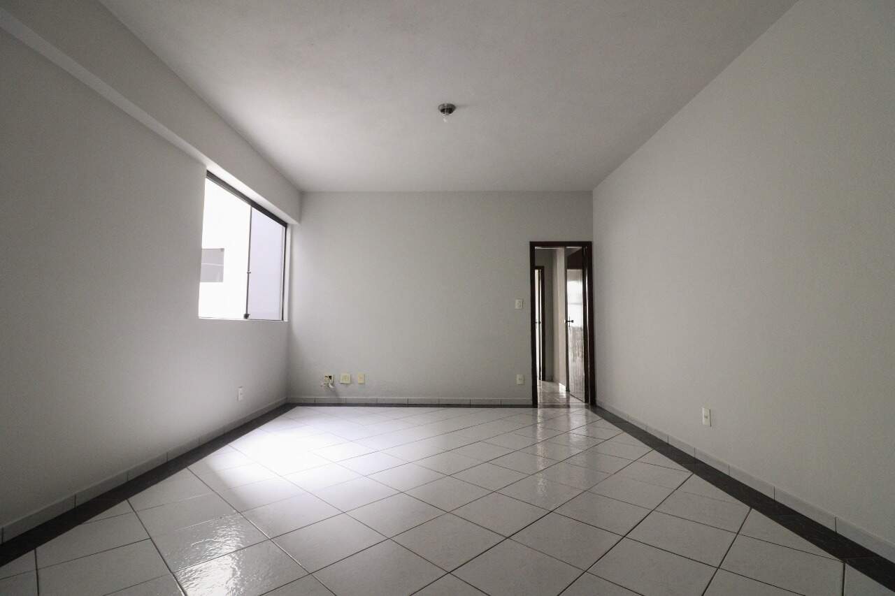 Apartamento para aluguel no Centro: Apartamento para alugar, Centro - Divinópolis/MG
