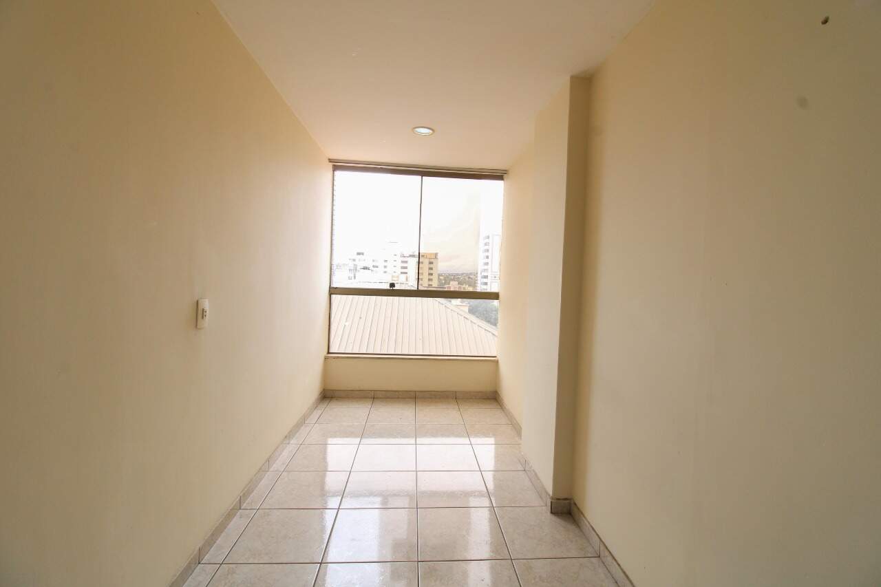 Apartamento à venda no Centro: Apartamento à venda, Centro - Divinópolis/MG